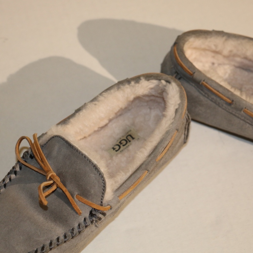 UGGs  Classic Australian light blue Moccasins B25 - Picture 3 of 6